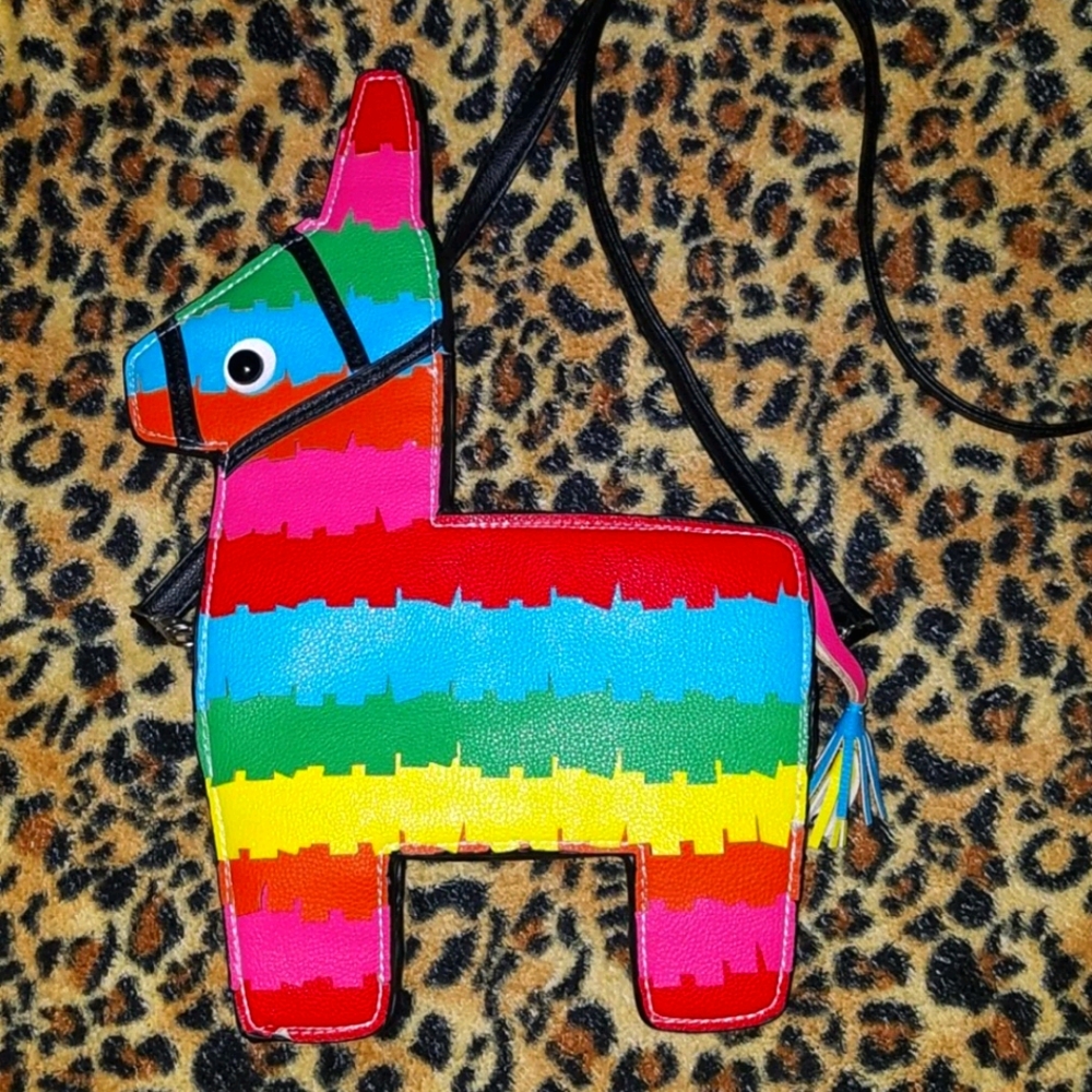 Pinata Purse